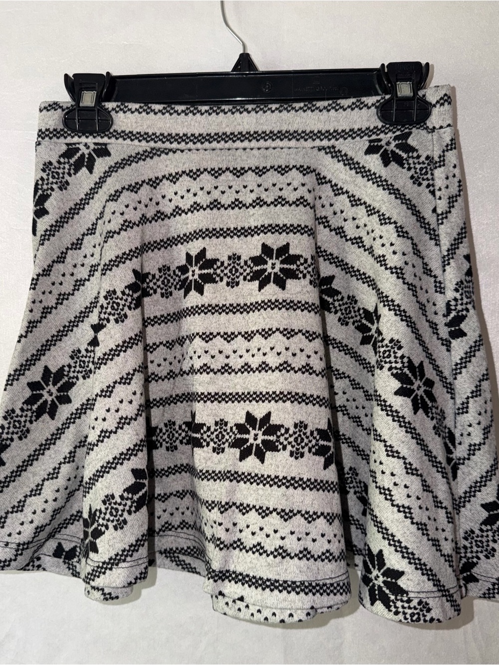 Women’s lot of 2 skirts size medium